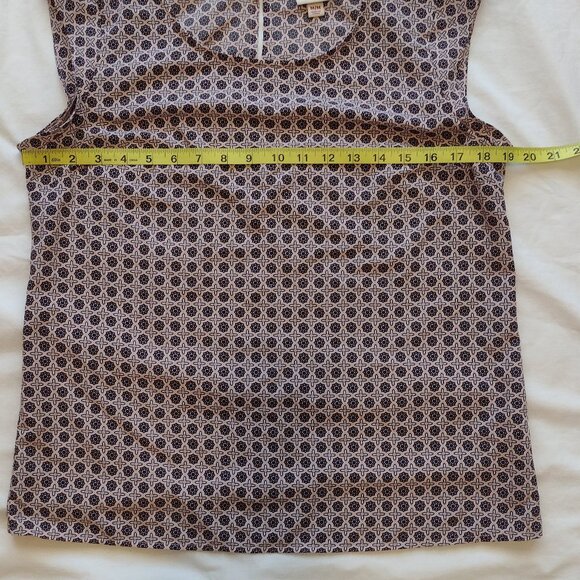 🛍️ BUNDLE ONLY - Medallion Print Cap Sleeve Blouse Pink Size Medium Dressy Work - Picture 7 of 10